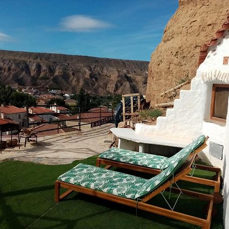 Creatively Designed Cavehouse With Jacuzzi Villa Gorafe Dış mekan fotoğraf