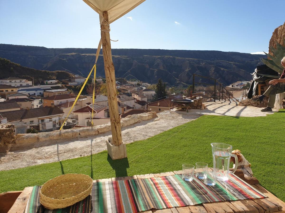 Creatively Designed Cavehouse With Jacuzzi Villa Gorafe Dış mekan fotoğraf