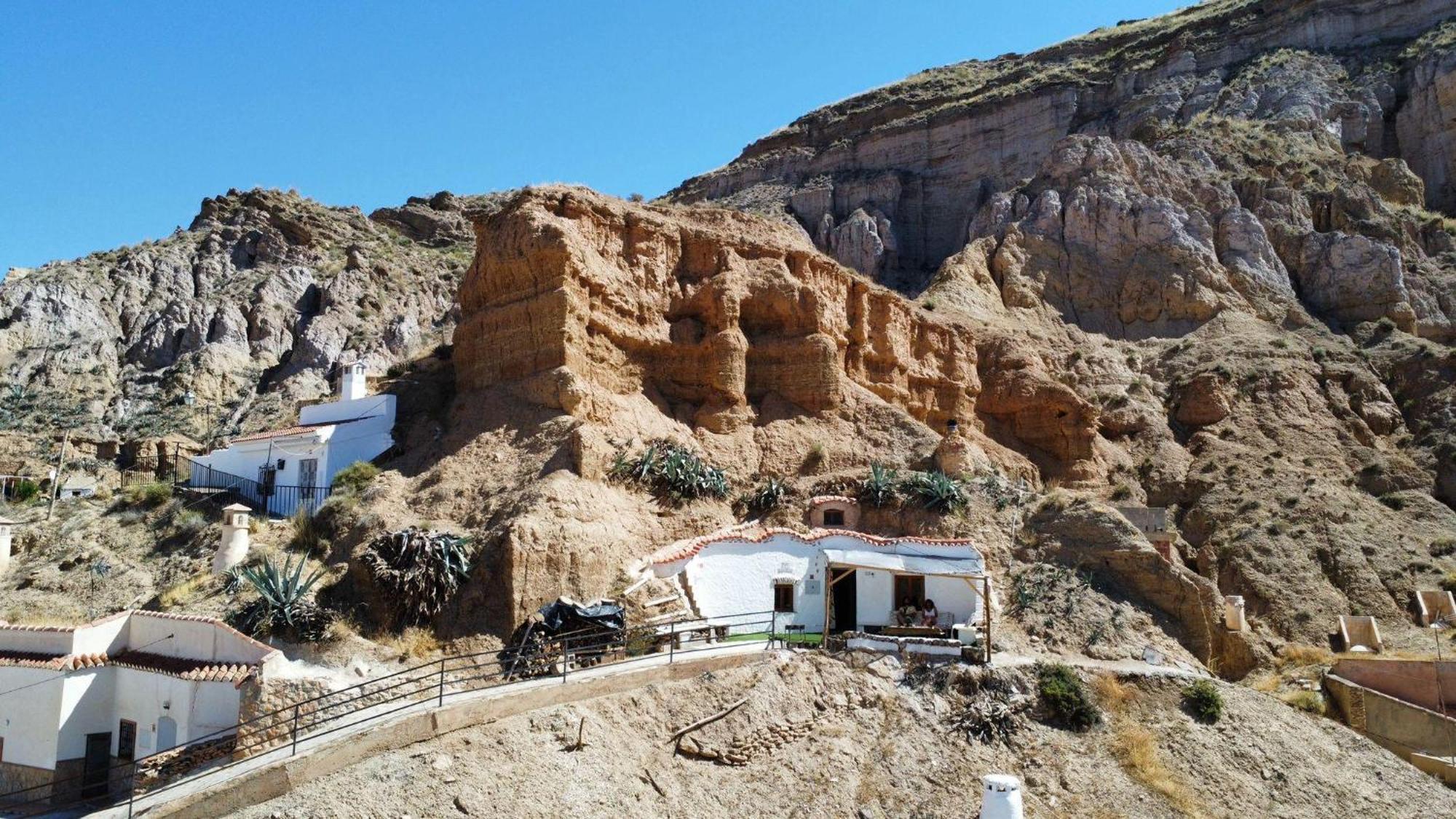Creatively Designed Cavehouse With Jacuzzi Villa Gorafe Dış mekan fotoğraf